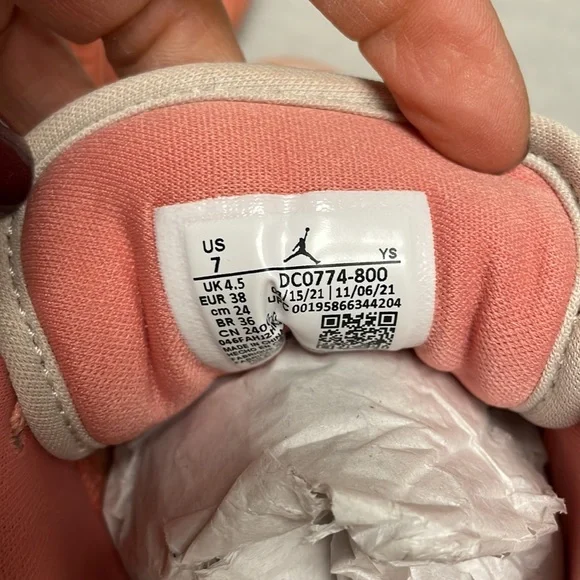 Air Jordan 1 Low Sneakers Sneakers Size 7 - Picture 6 of 7